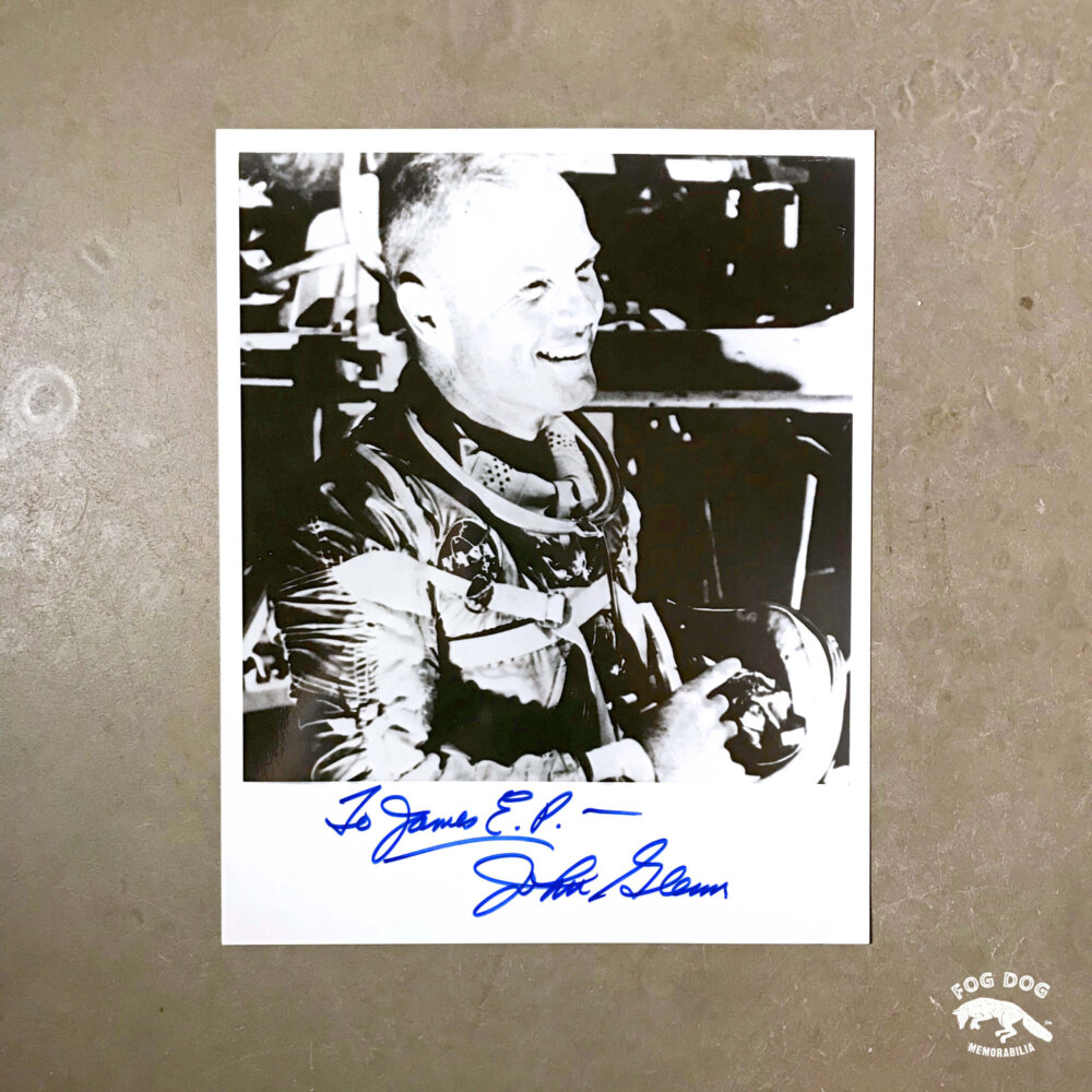 Autogram / John Glenn - 1. Američan na oběžné dráze Země