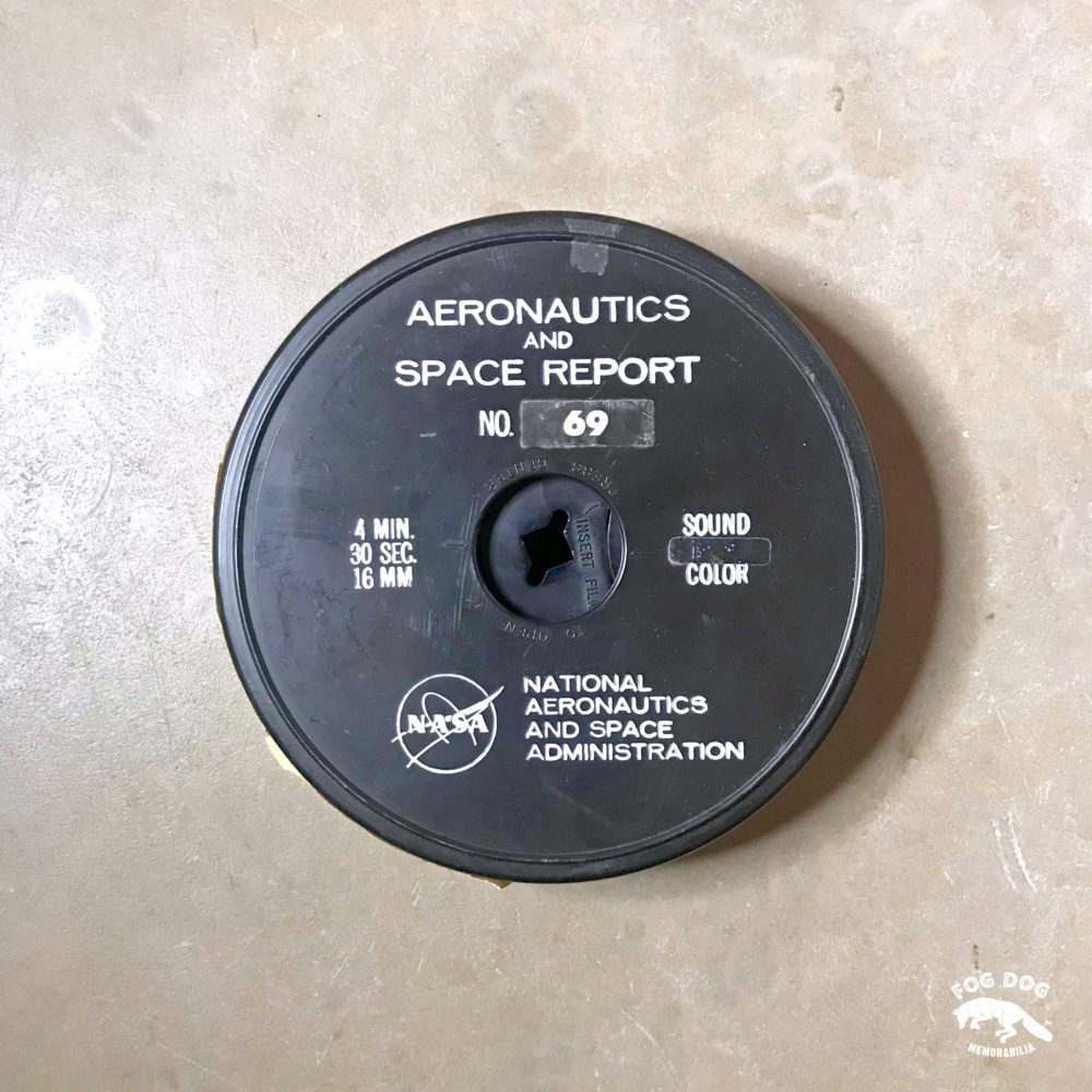 Starý 16mm pásek se záznamen NASA AERONAUTICS AND SPACE REPORT (1 ks)