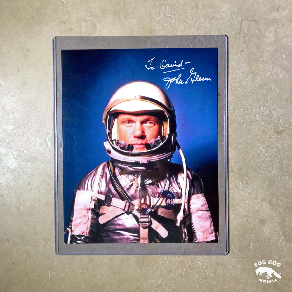 Autogram / John Glenn - 1. Američan na oběžné dráze Země
