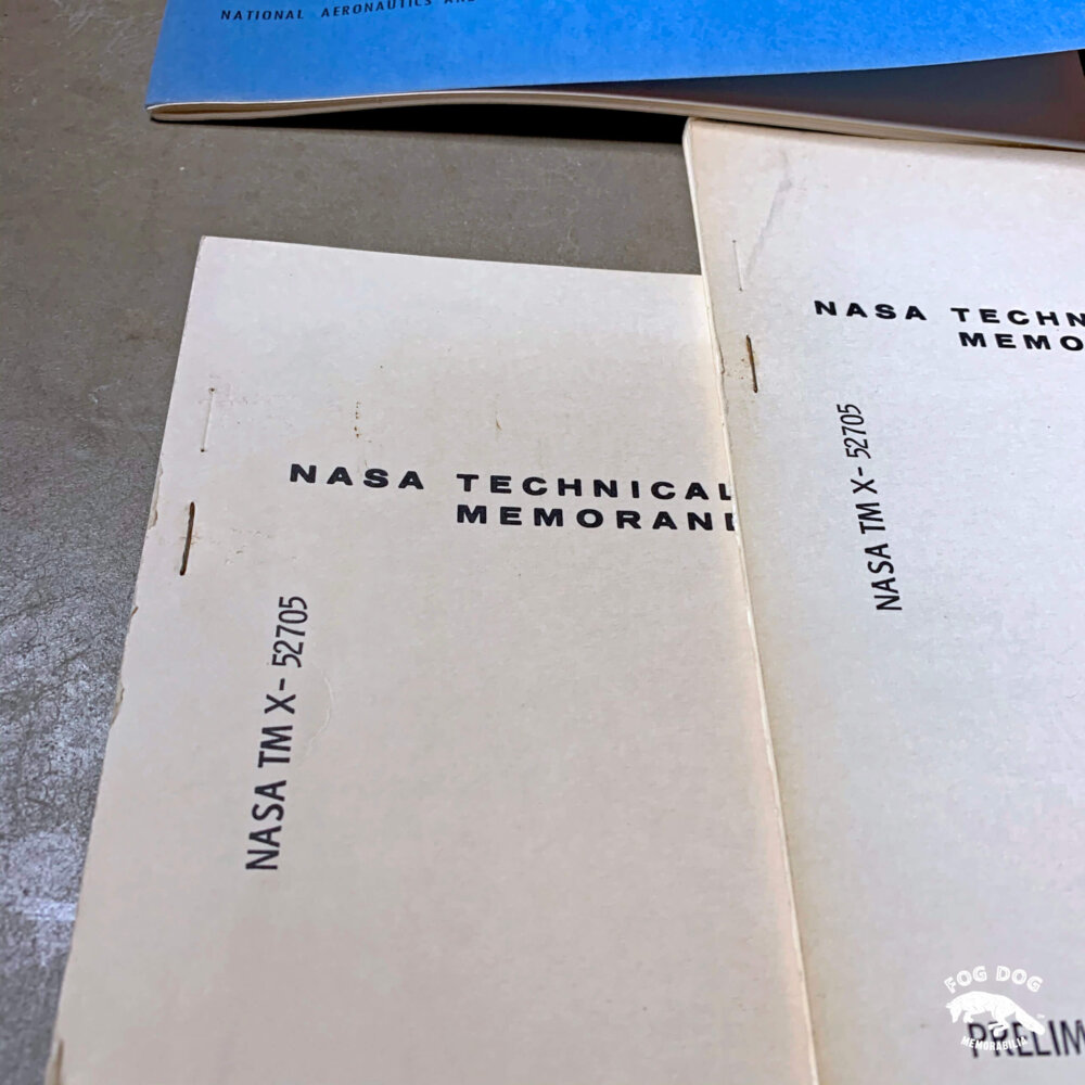 Soukromá kolekce NASA manuálů a leteckých materiálů z 80 let. Část 2.