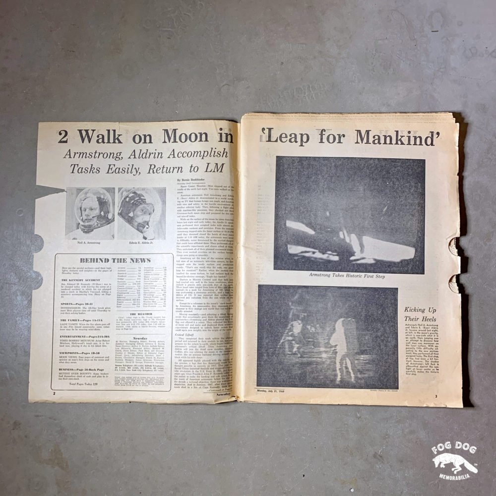 Vydání novin z 21.7.1969 - MEN WALK ON THE MOON