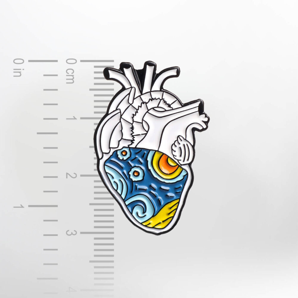 The Starry Night Heart – Smaltovaný odznak (#004) - Image 2