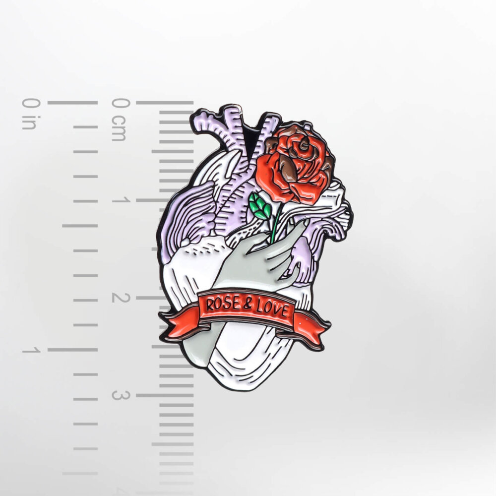 Rose & Love Heart – Smaltovaný odznak (#046) - Image 2