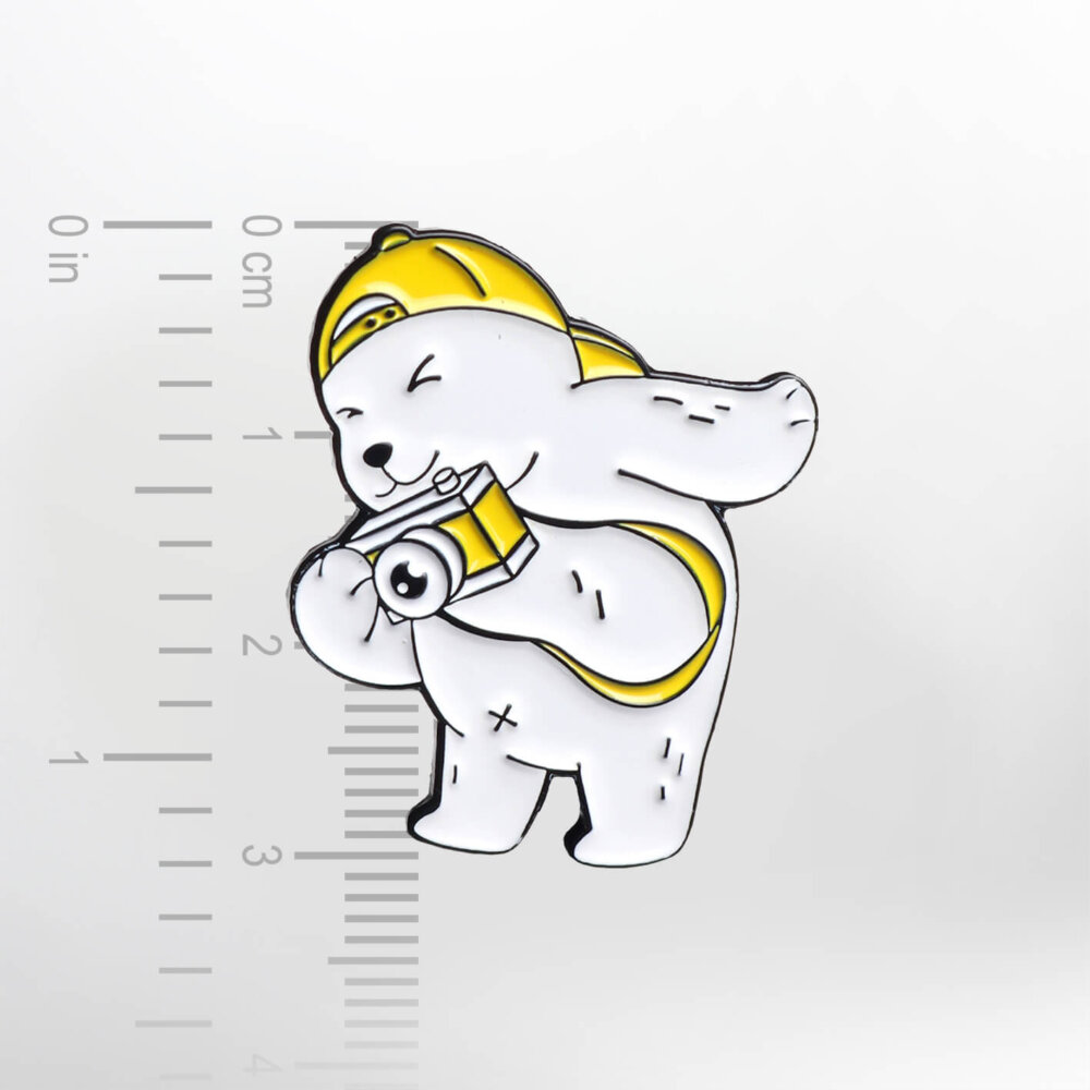 Photographer Bear – Smaltovaný odznak (#068) - Image 2