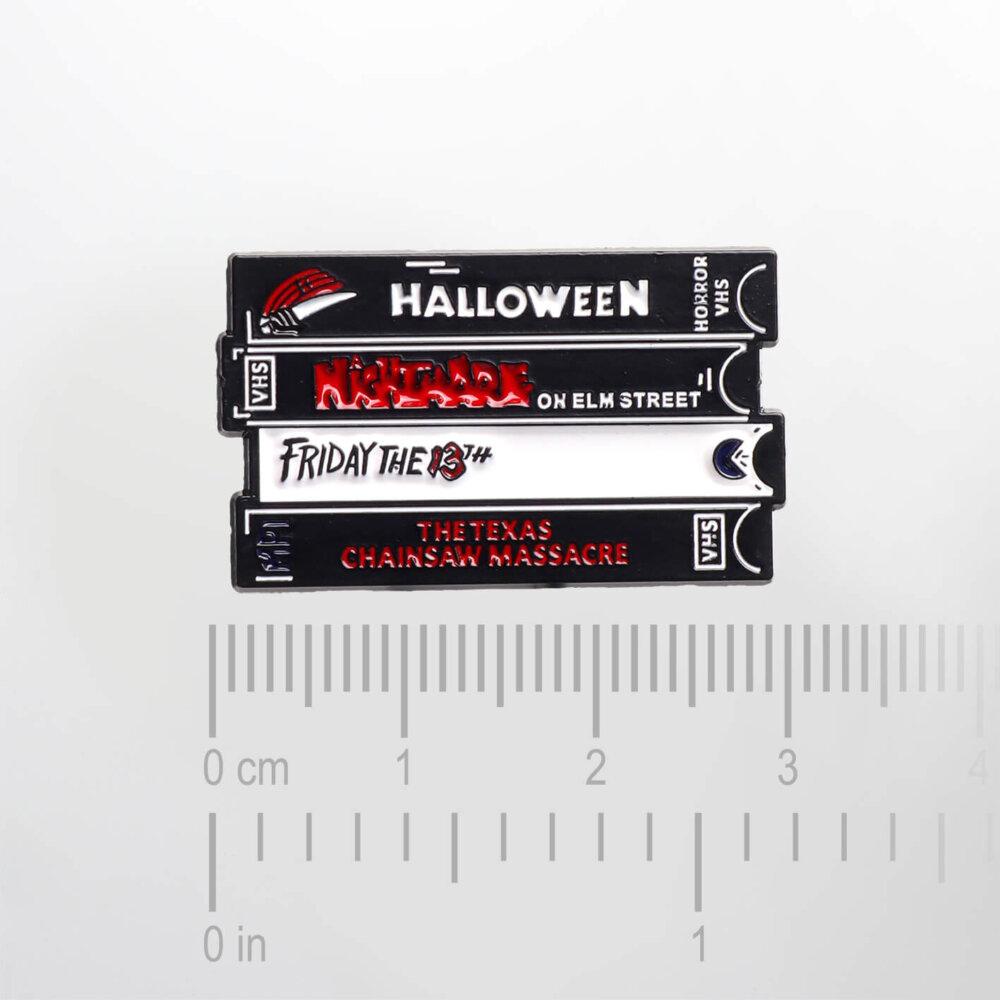 Horror Movies VHS – Smaltovaný odznak (#196) - Image 2