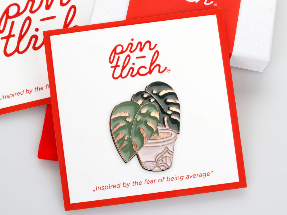Monstera Plant – Smaltovaný odznak (#239)