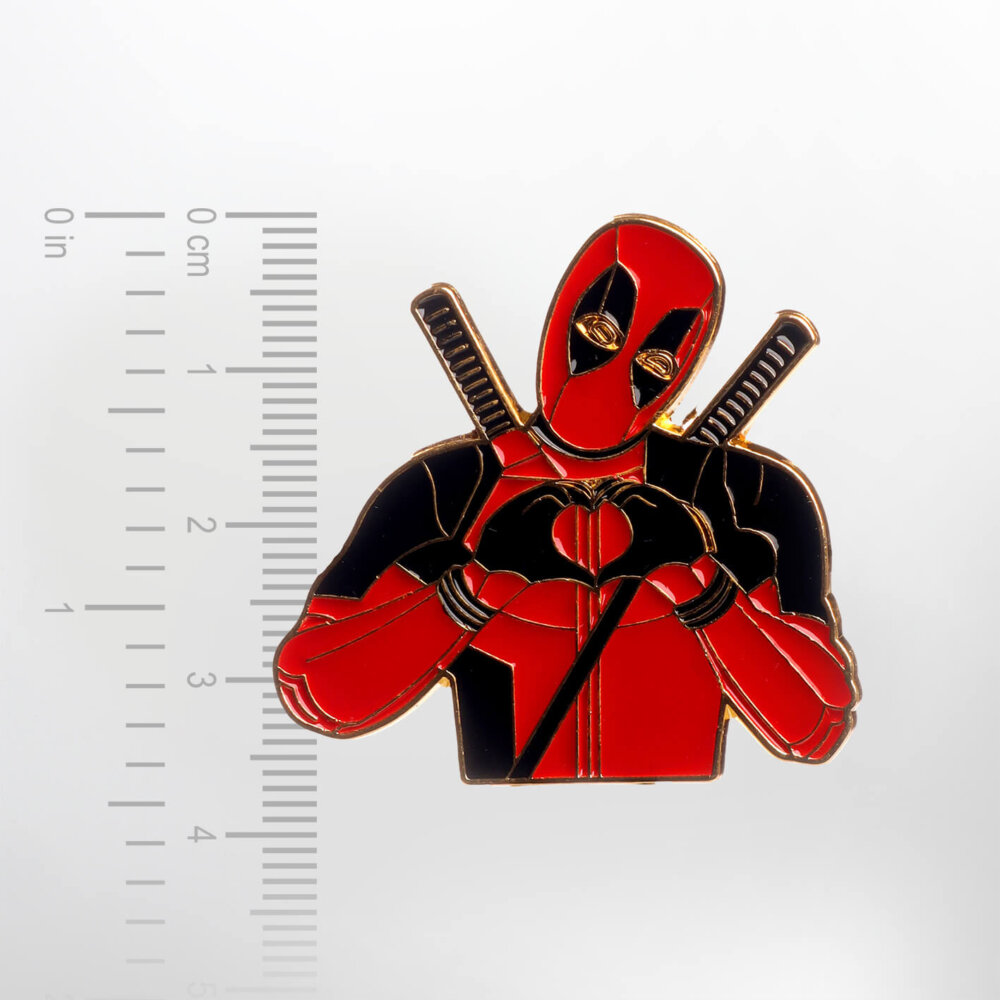 Deadpool – Smaltovaný odznak (#338) - Image 2