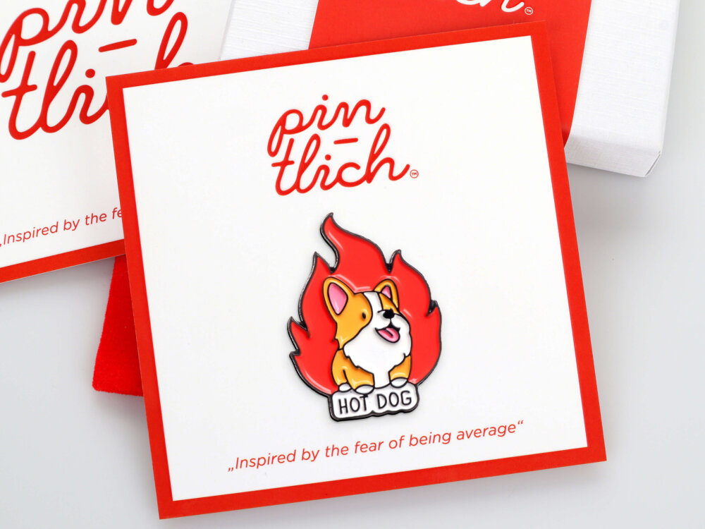 Hot Dog' Corgi – Smaltovaný odznak (#398)