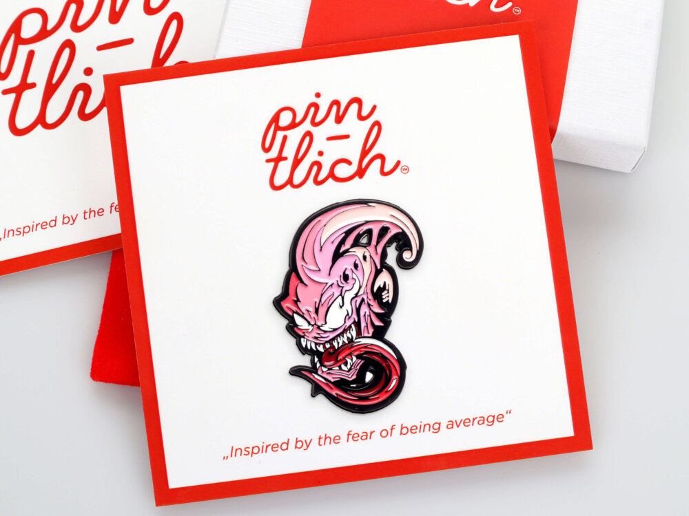 Pink Venom – Smaltovaný odznak (#454)