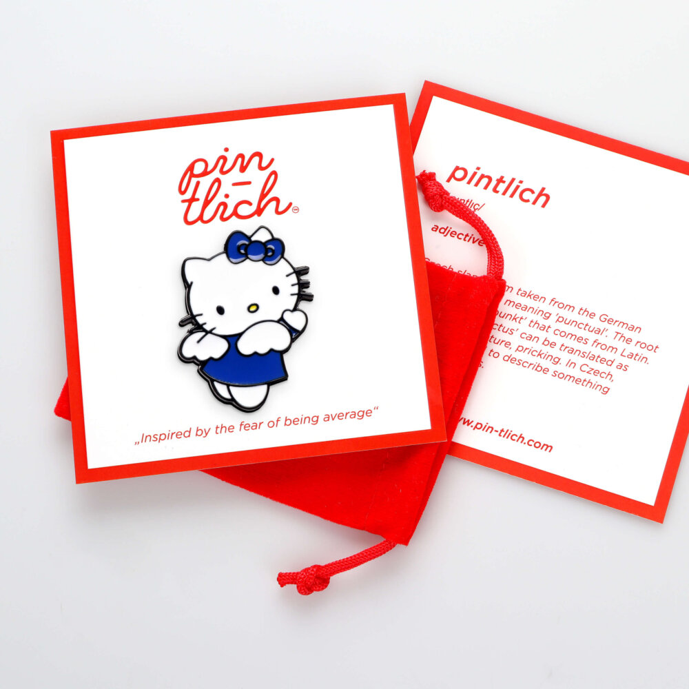 Hello Kitty with Wings – Smaltovaný odznak (#567) - Image 5