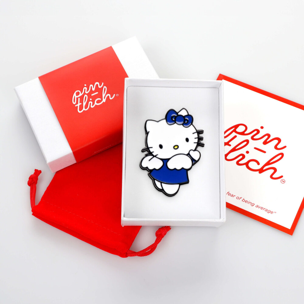 Hello Kitty with Wings – Smaltovaný odznak (#567) - Image 6