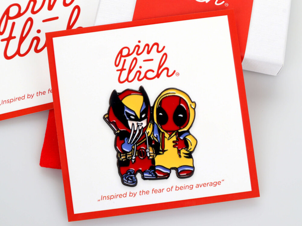 Deadpool and Wolverine – Smaltovaný odznak (#728)