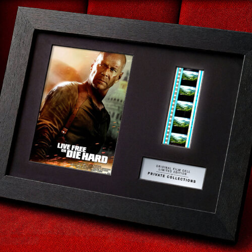 LIVE FREE OR DIE HARD (2007)