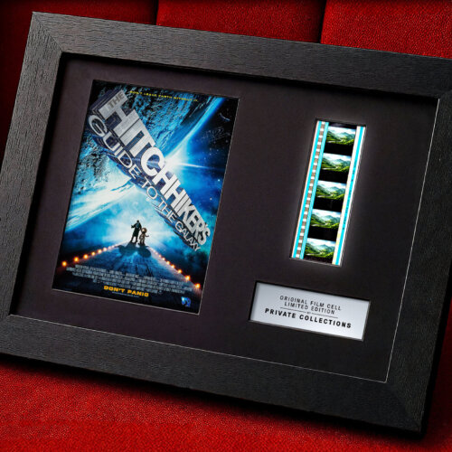 THE HITCHHIKER'S GUIDE TO THE GALAXY (2005)