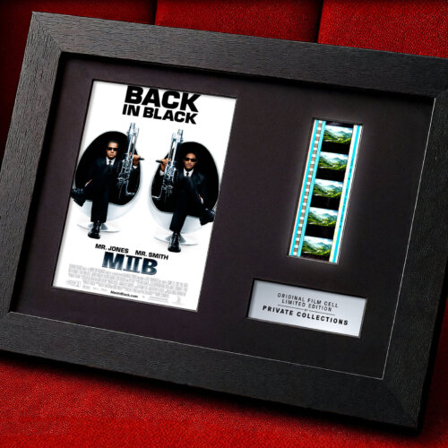 MEN IN BLACK II (2002)