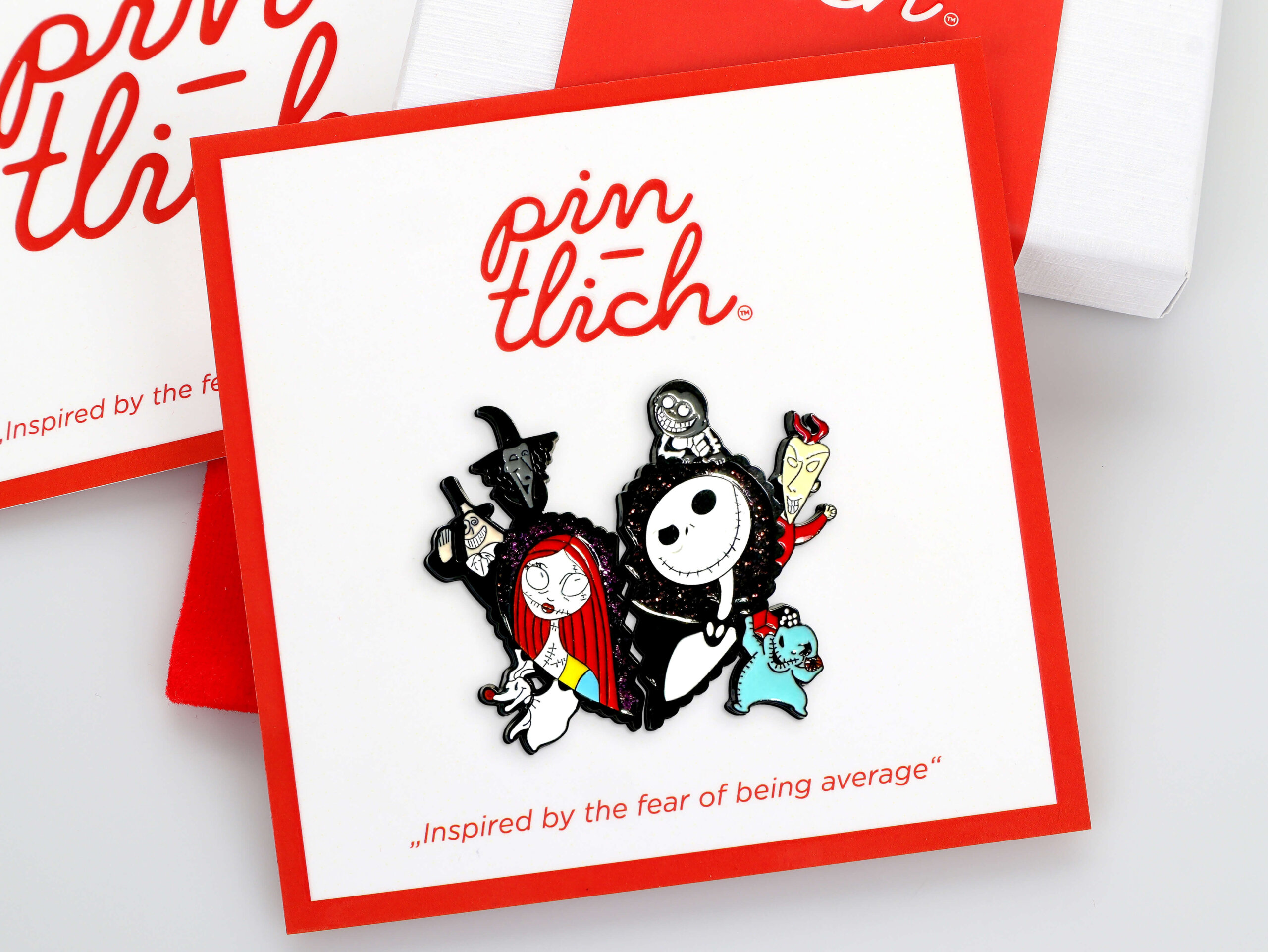 Jack and Sally Nightmare Before Christmas Heart – Smaltovaný odznak (#5037)