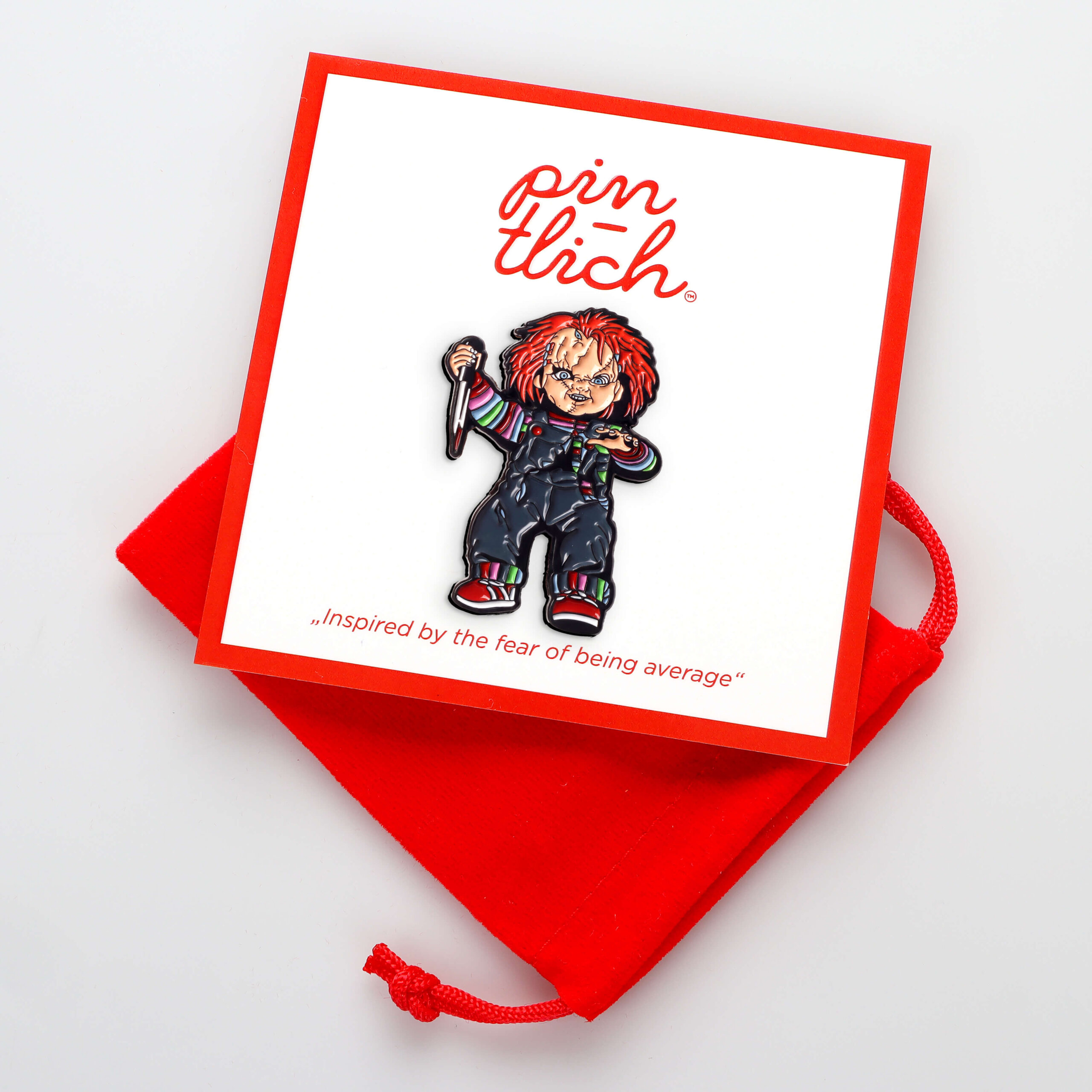 Chucky Horror Doll – Smaltovaný odznak (#874) - Obrázek 4