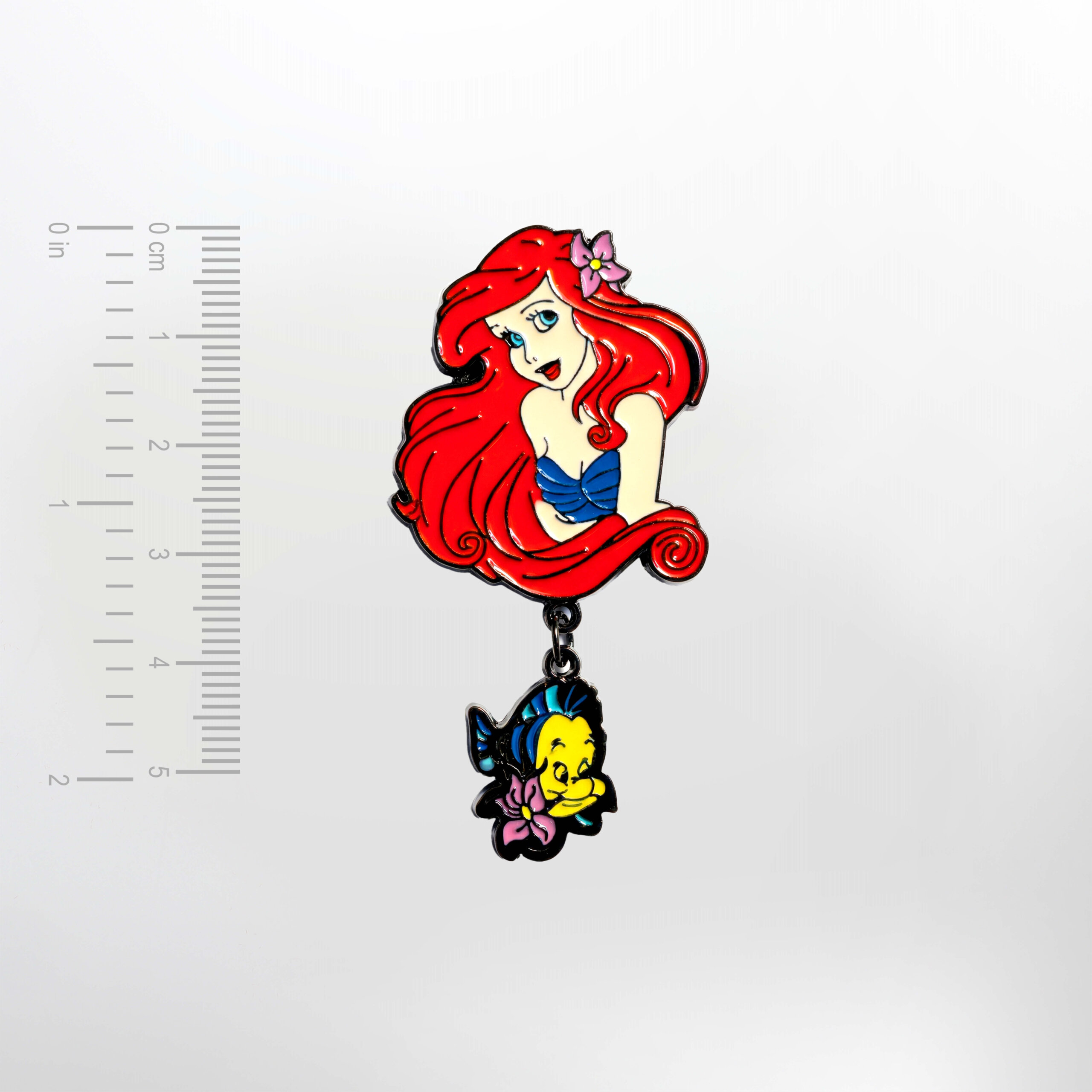 Ariel and Flounder – Smaltovaný odznak (#891) - Obrázek 2