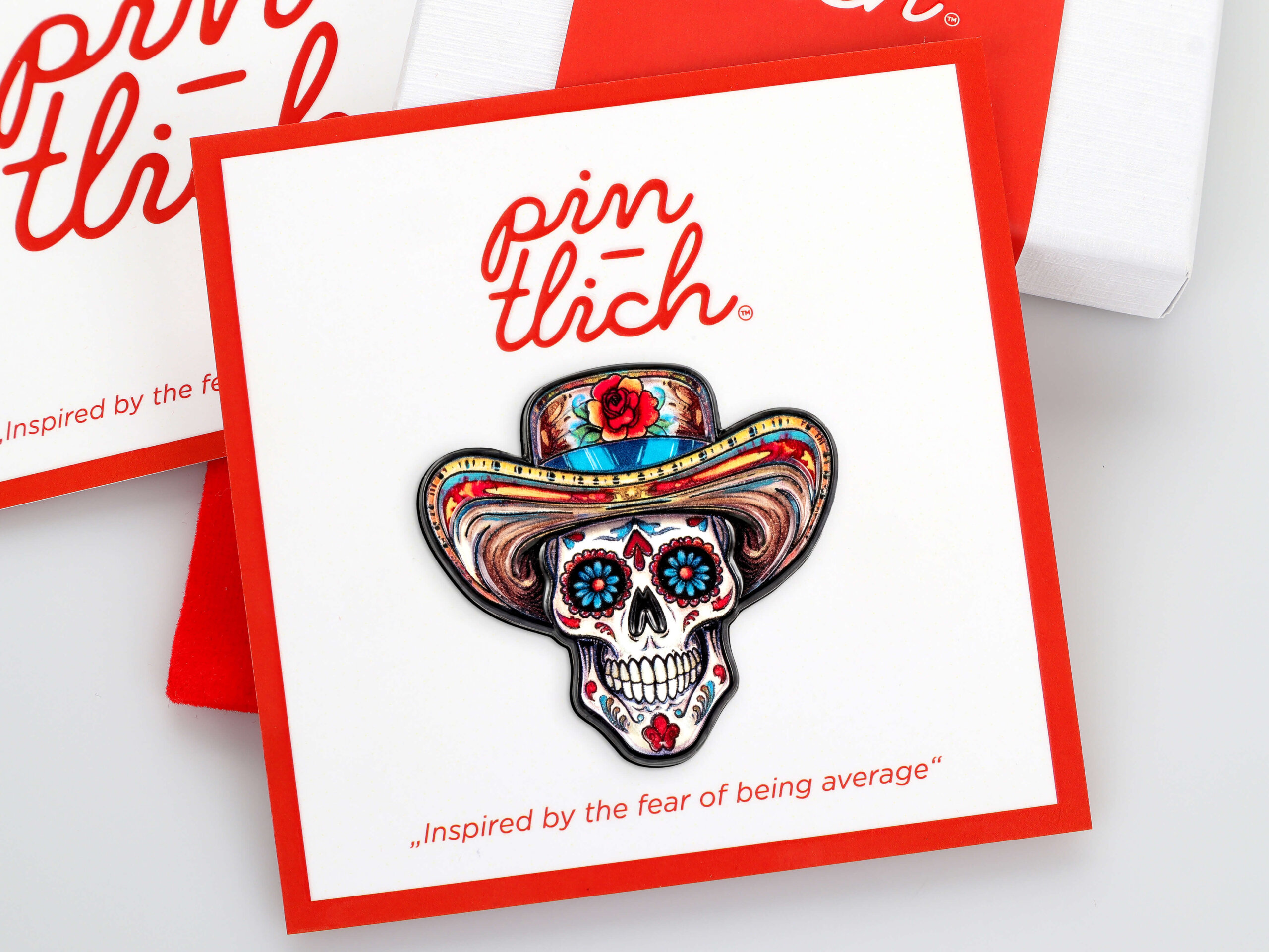 Sugar Skull Cowboy – Smaltovaný odznak (#928)
